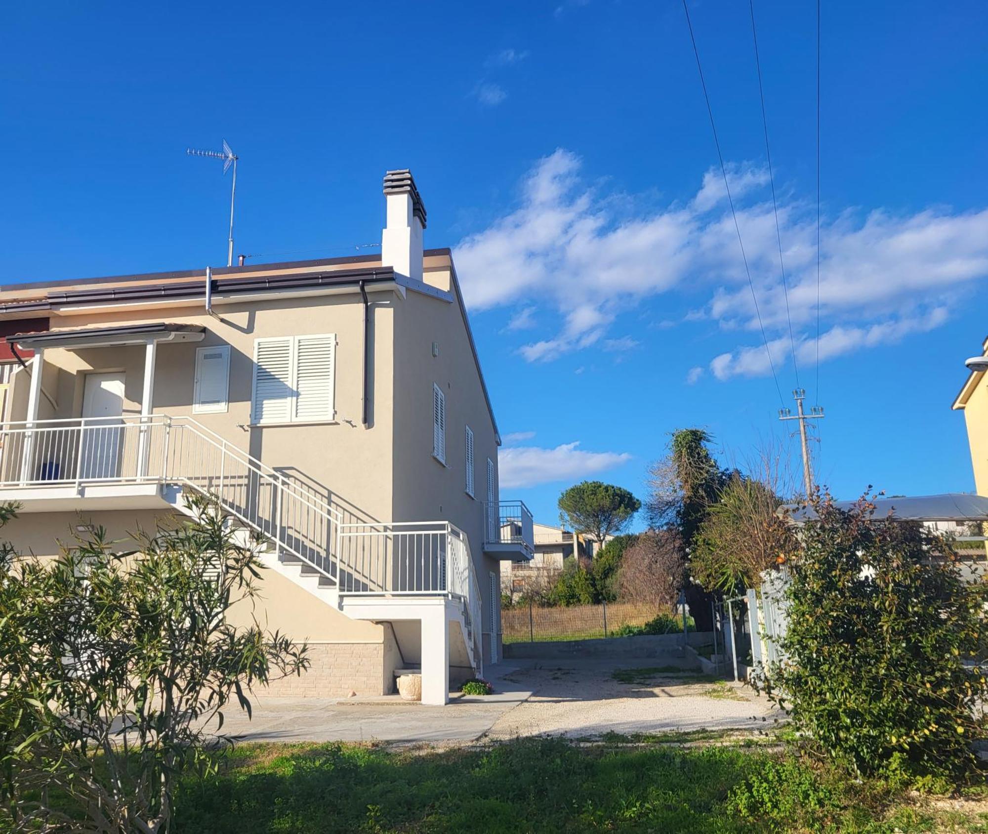 Casa Degli Ulivi - Apartment B Porto San Giorgio Dış mekan fotoğraf